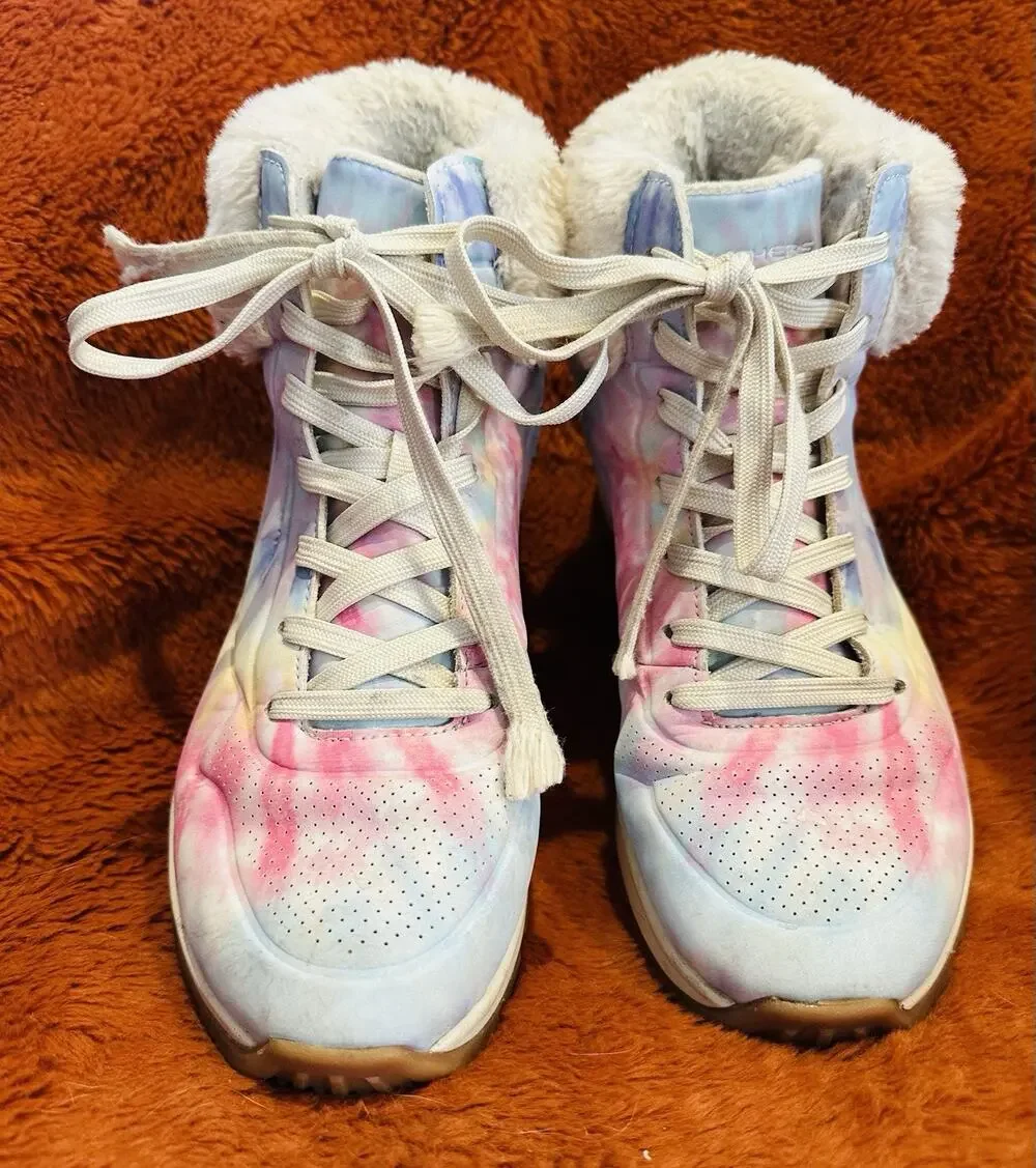 Skechers Uno Rugged - Groovy Spirits Women's Size 8 Pink Blue Tie-Dye Faux Fur￼